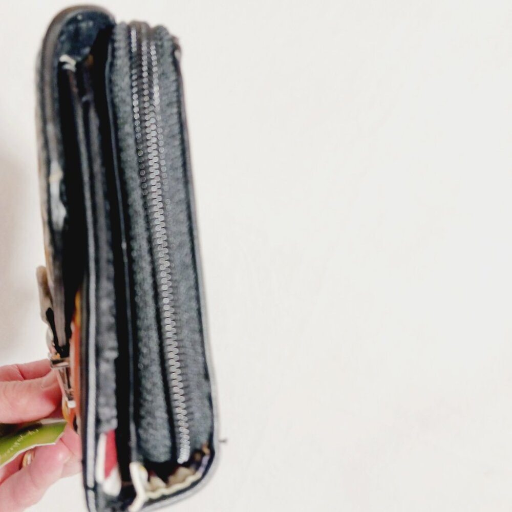 NWT Vera Bradley Ultimate Wristlet Wallet - Painted Feathers (Retired) Versatile - Picture 6 of 15